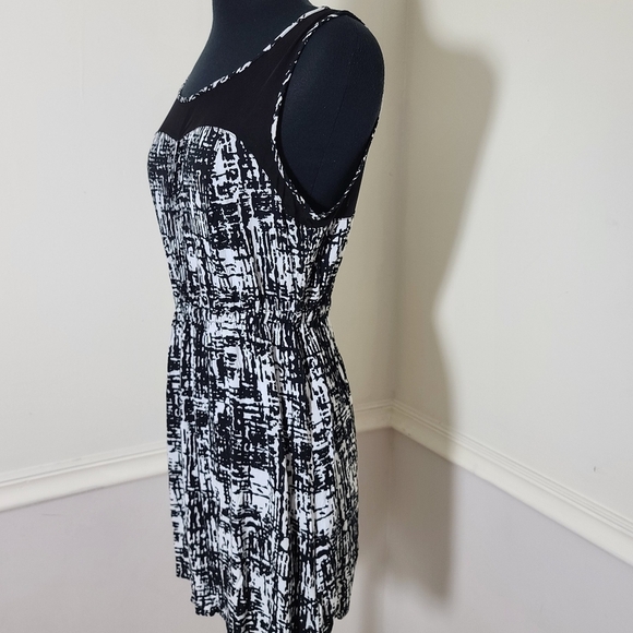 Forever 21 mini dress sleeveless sz M - Picture 5 of 9